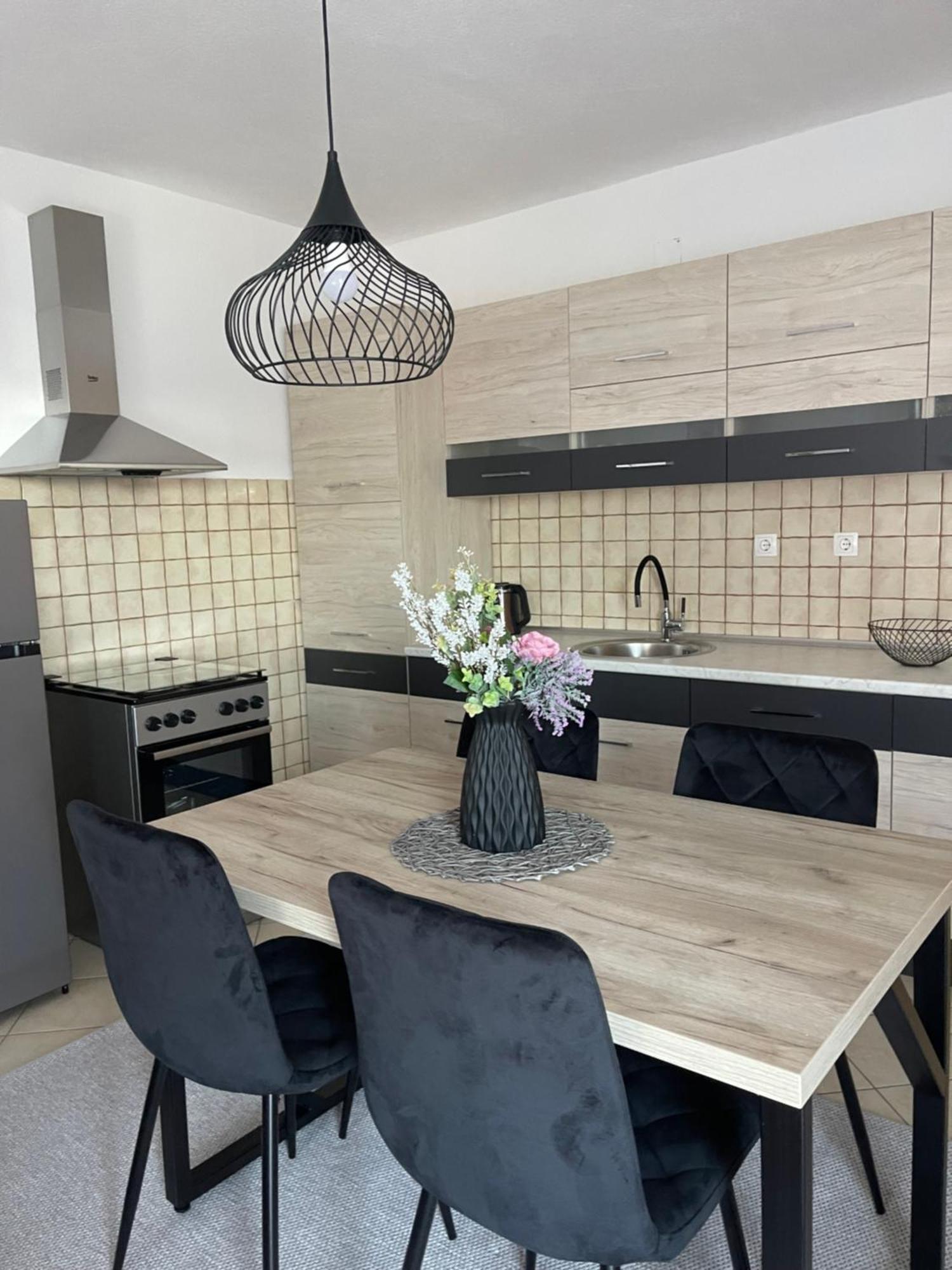 Apartament Taya *